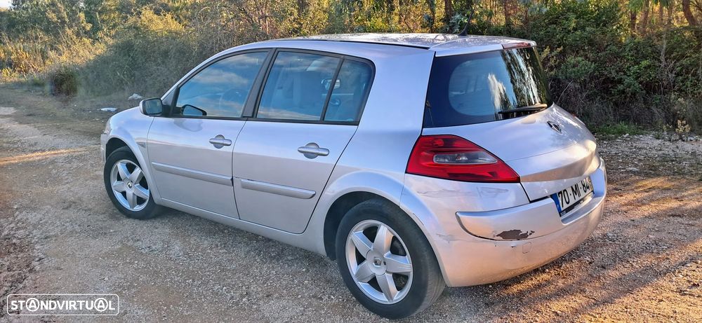 Renault Mégane 1.5 dCi Dynamique - 3