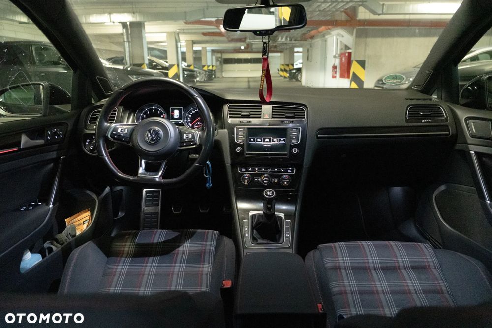 Volkswagen Golf GTI BlueMotion Technology - 9