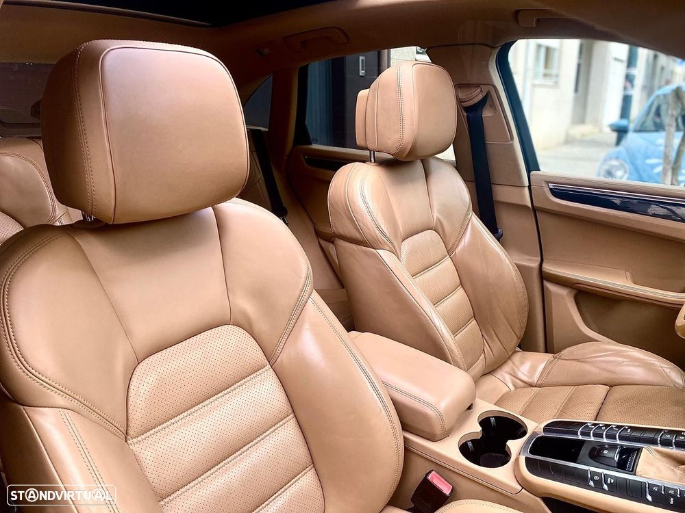 Porsche Macan S - 24