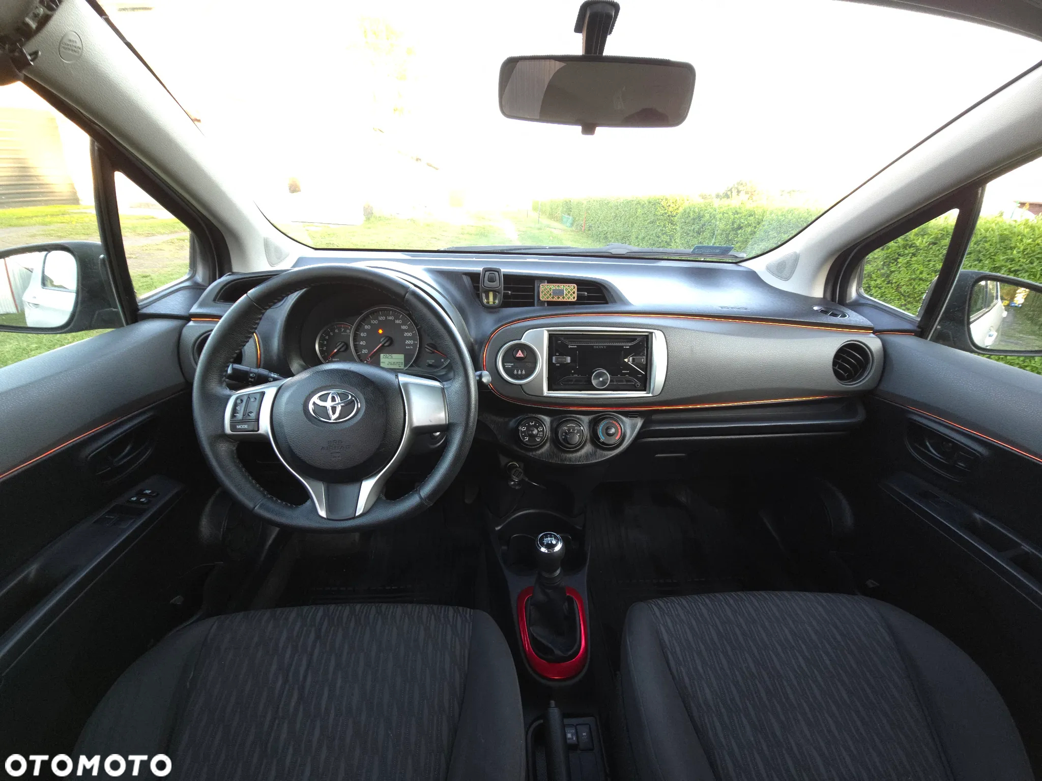 Toyota Yaris 1.0 Active - 8
