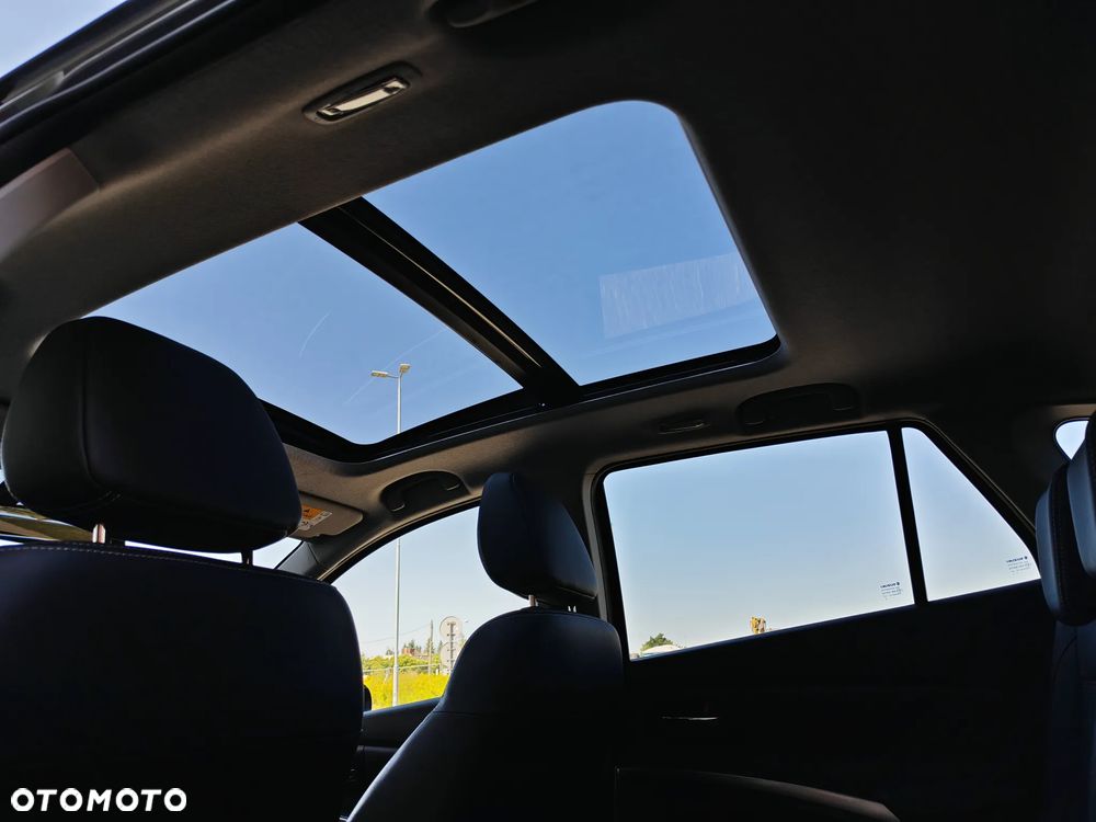 Suzuki SX4 S-Cross 1.4 SHVS Elegance Sun - 35