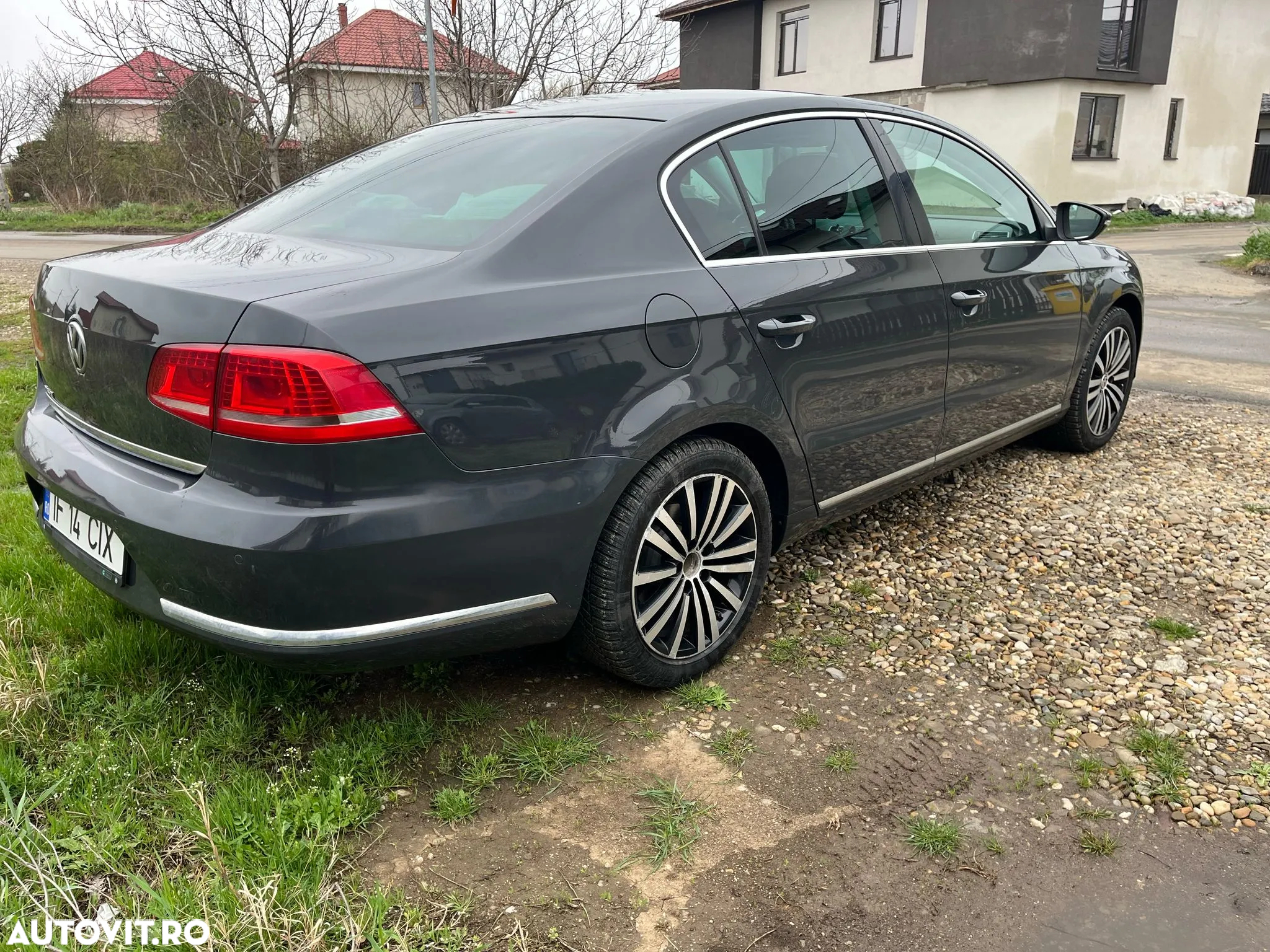 Volkswagen Passat Variant 2.0 TDI BlueMotion Technology Highline - 7