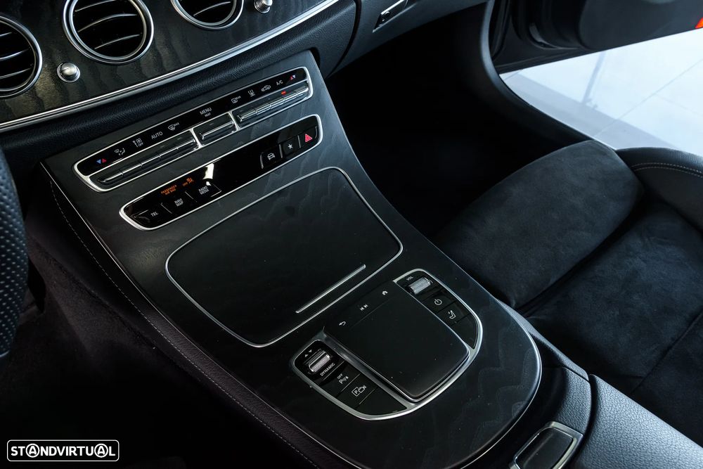 Mercedes-Benz E 300 de 9G-TRONIC AMG Line - 31