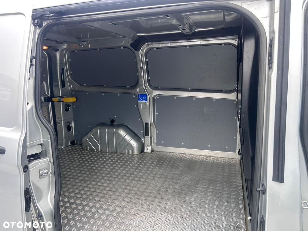 Ford Transit Custom - 16
