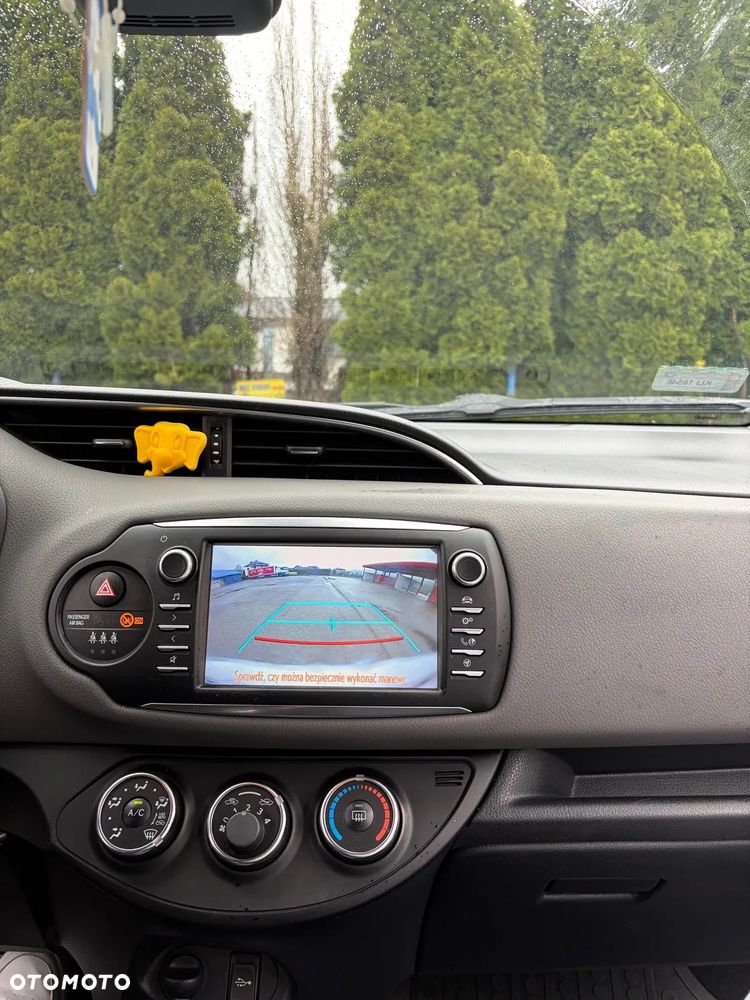 Toyota Yaris - 11