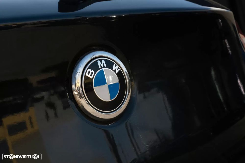 BMW 118 dA Line Sport - 8