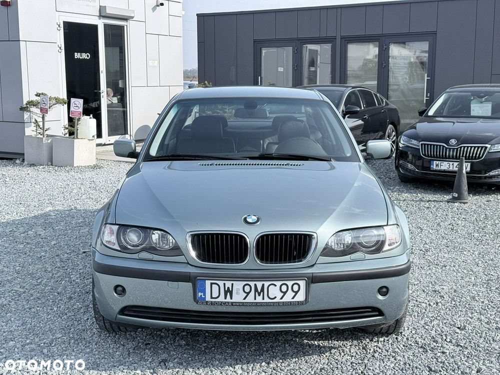 BMW Seria 3 318i - 2