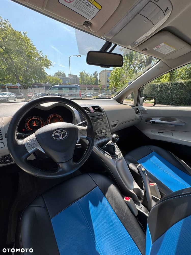 Toyota Auris 2.0 D-4D Prestige - 7