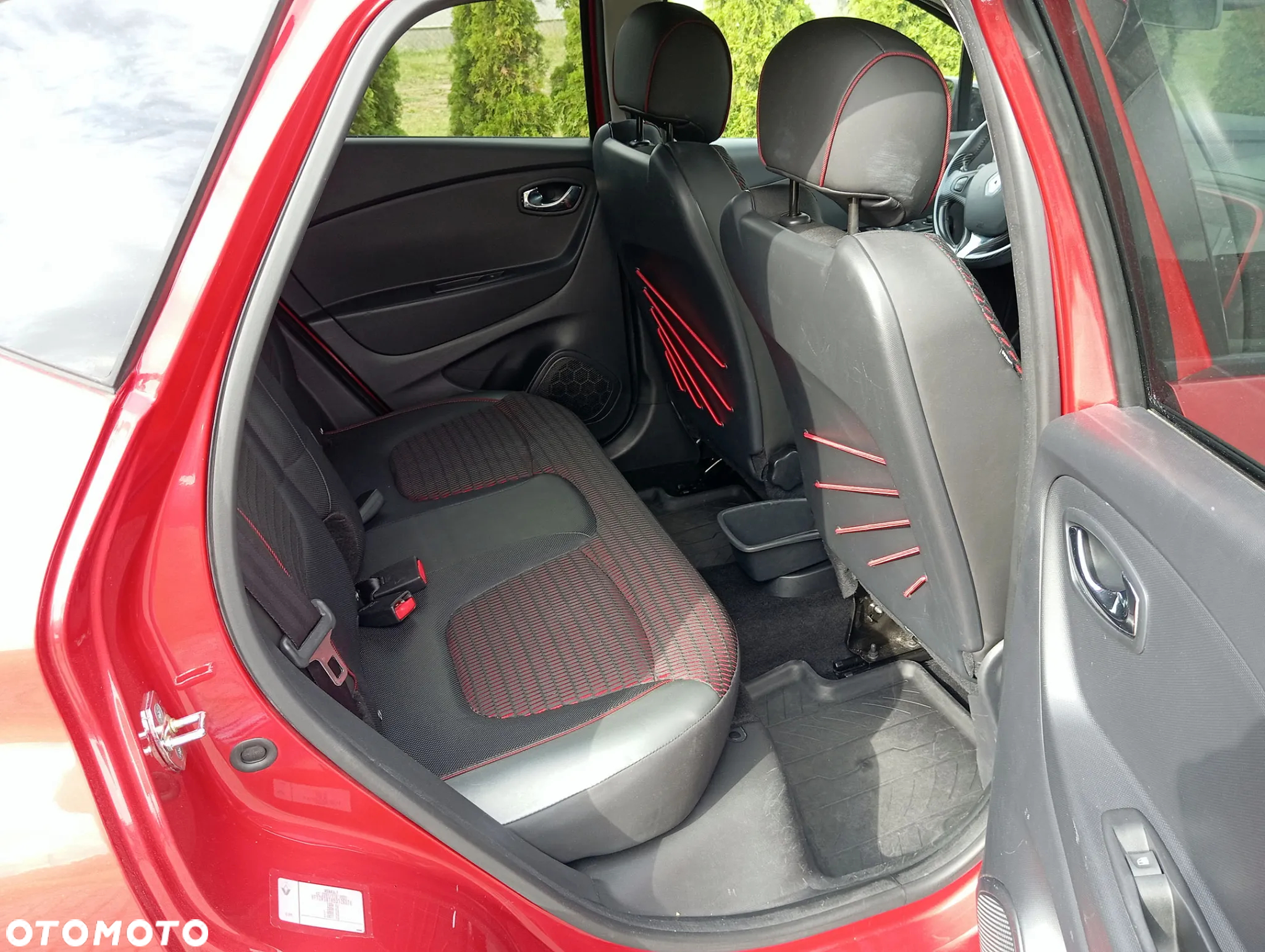 Renault Captur 0.9 Energy TCe Helly Hansen - 33