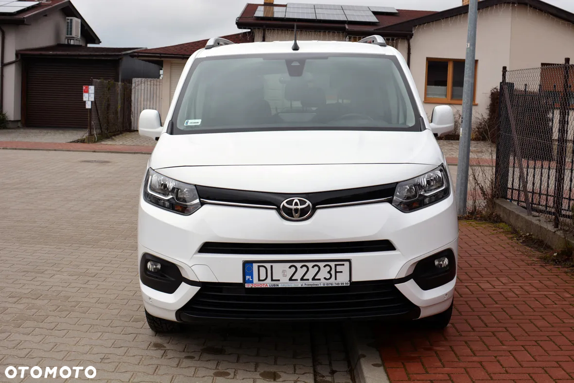 Toyota Proace City Verso Long 1.2 D-4T Business - 2