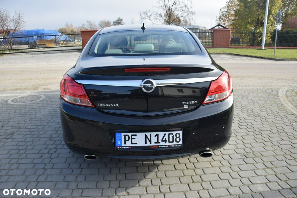 Opel Insignia 1.6 Turbo Edition - 15
