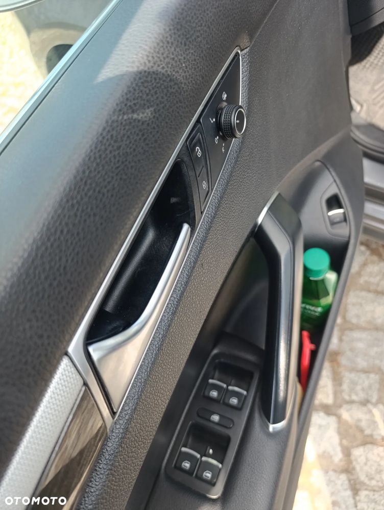 Volkswagen Passat 1.8 TSI BMT Highline DSG - 24