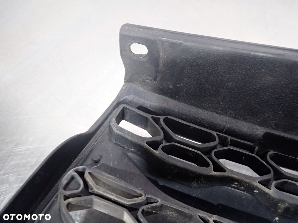GRILL ATRAPA TOYOTA RAV4 II - 9
