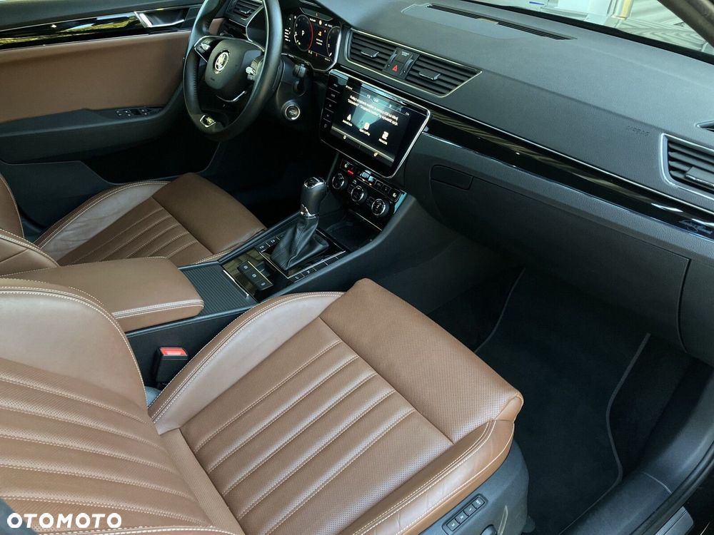 Skoda Superb 2.0 TDI SCR L&K DSG - 8