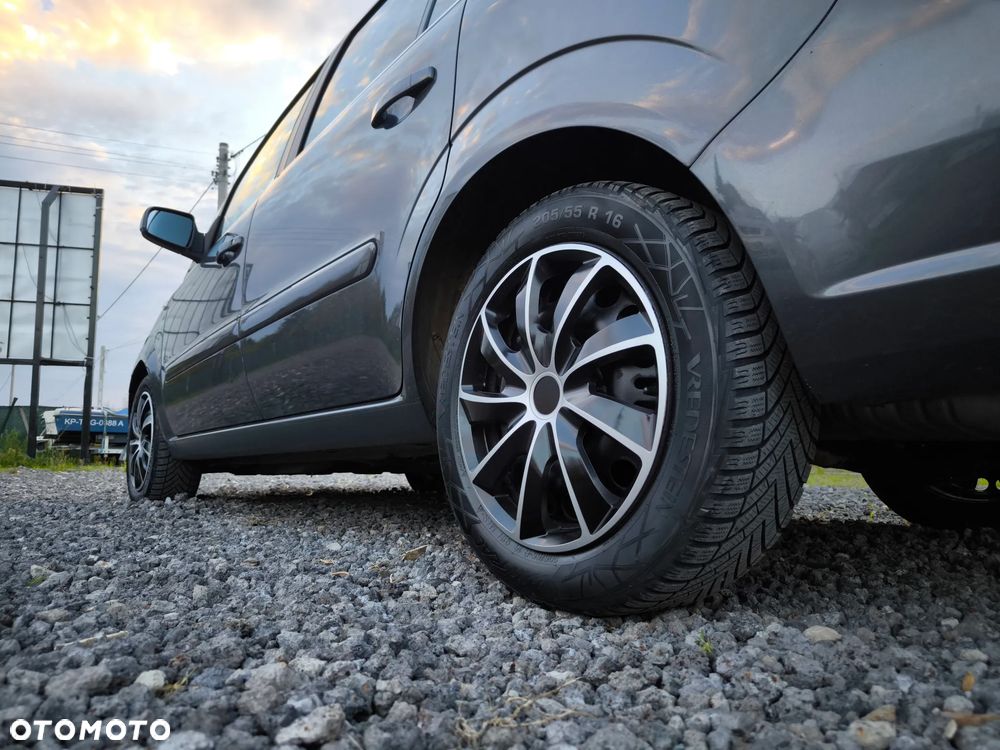 Opel Zafira - 9