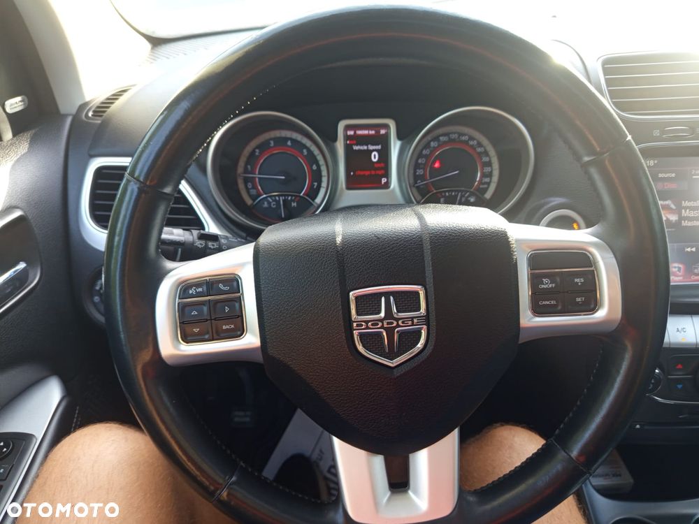 Dodge Journey - 8