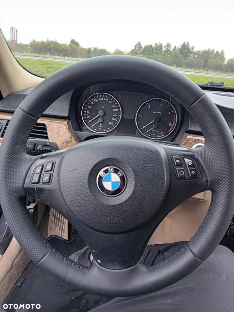 BMW Seria 3 320d - 13