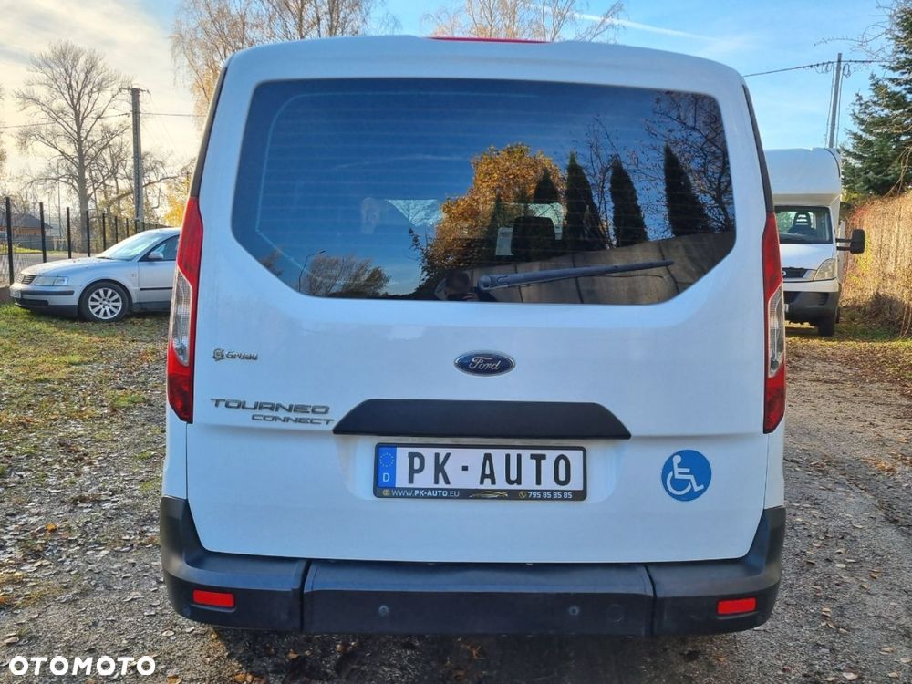 Ford Tourneo Connect Grand - 40