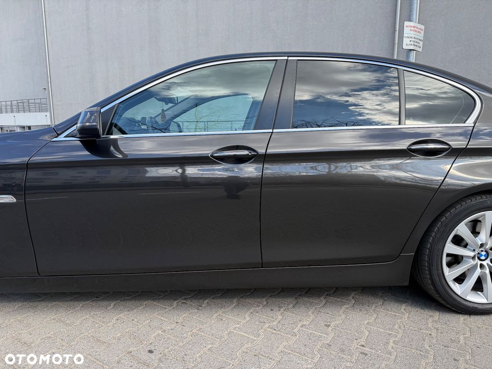 BMW 5 Series 2015 photo 4
