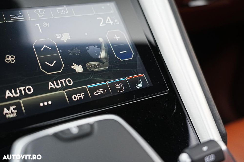 Lamborghini URUS - 36