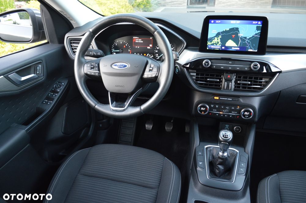 Ford Kuga 2.0 EcoBlue Hybrid TITANIUM - 18
