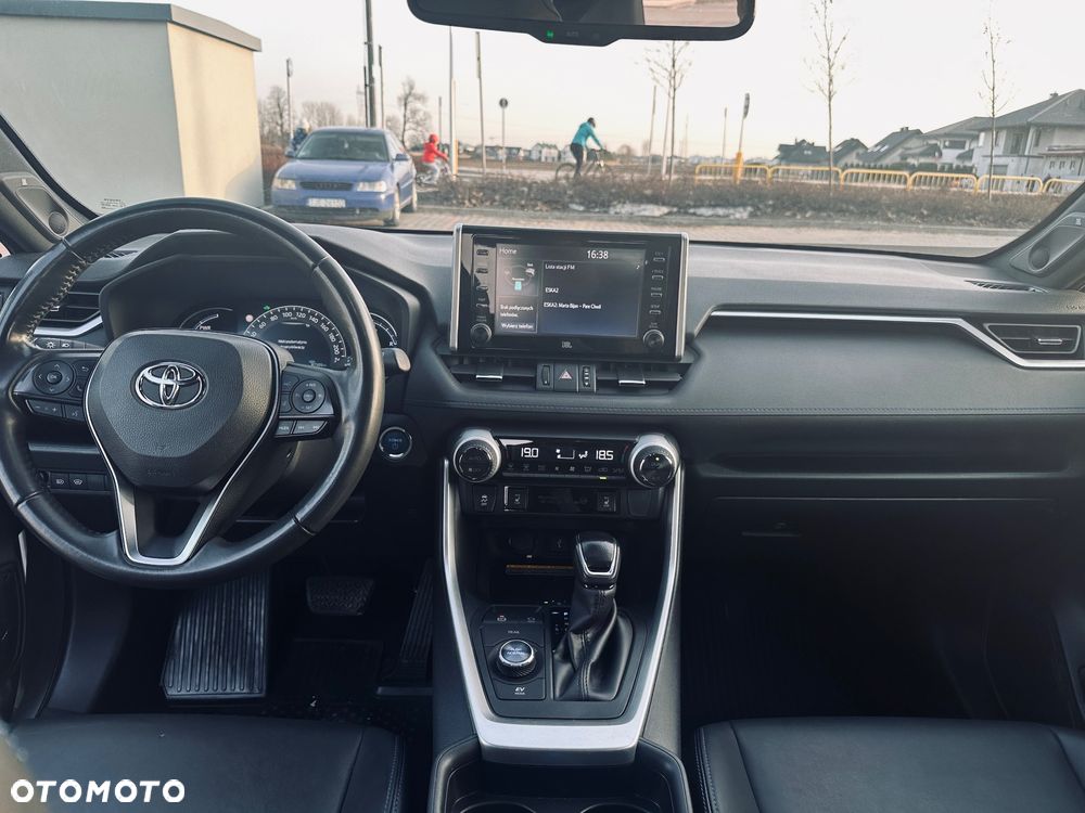 Toyota RAV4 2.5 Hybrid Black Edition by JBL 4x4 - 6