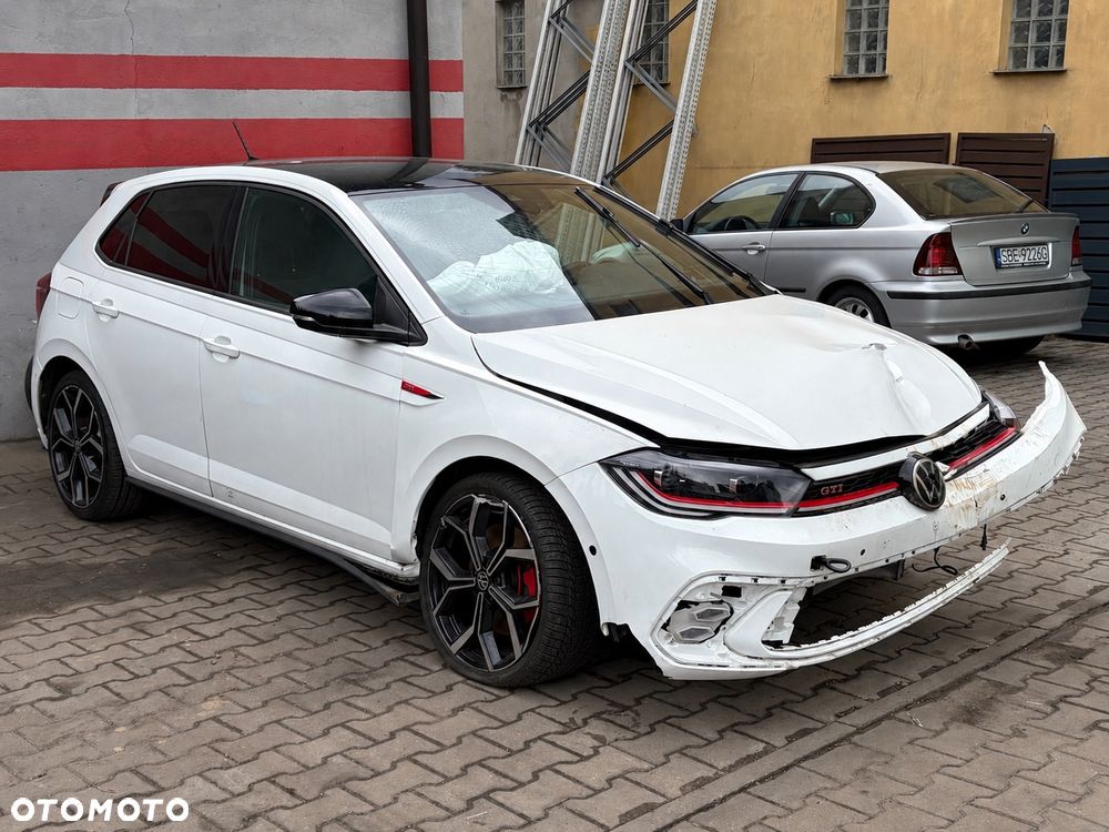 Volkswagen Polo - 1