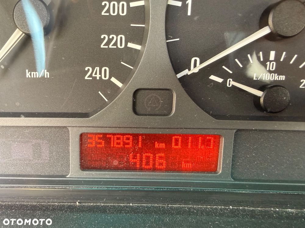 BMW Seria 3 320d - 14