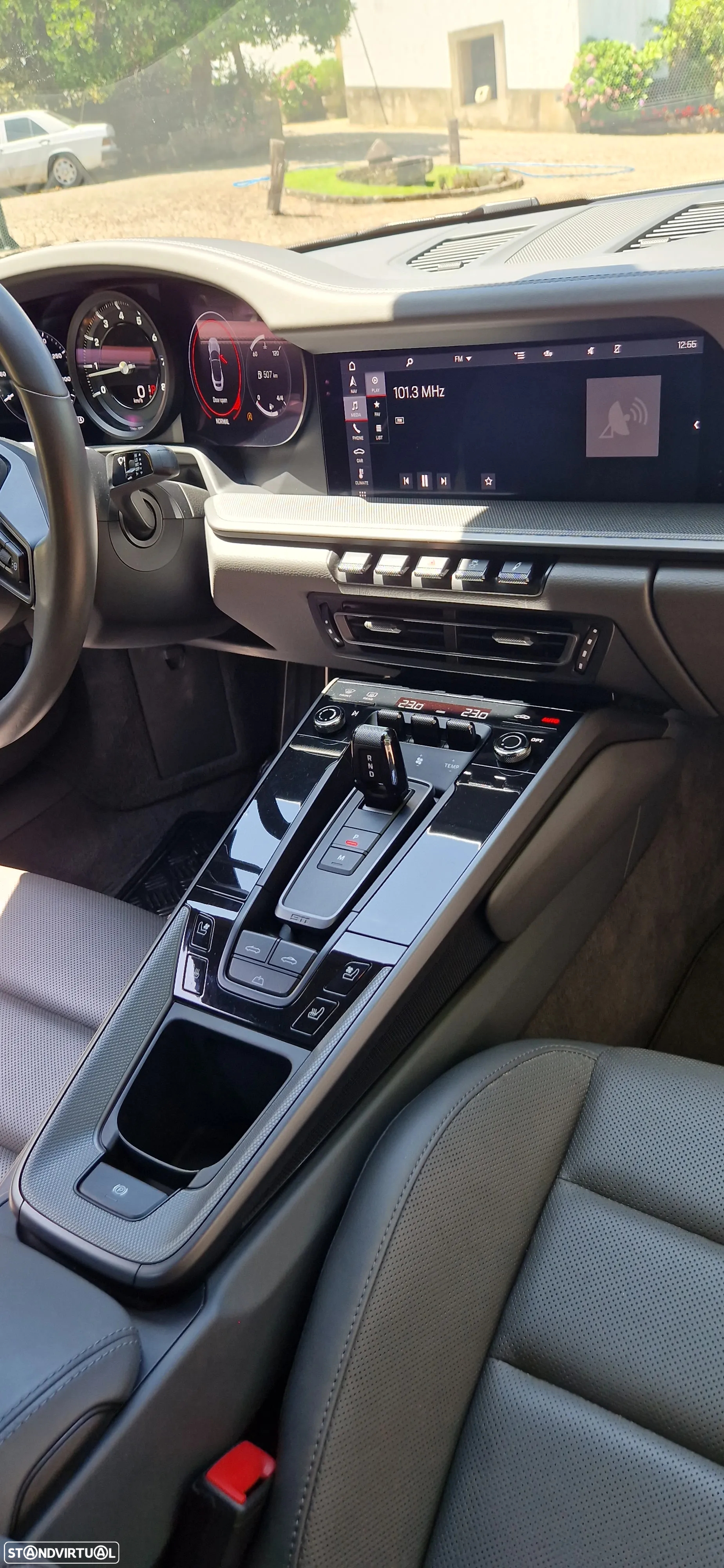 Porsche 911 (992) Carrera 4S Cabriolet PDK - 9