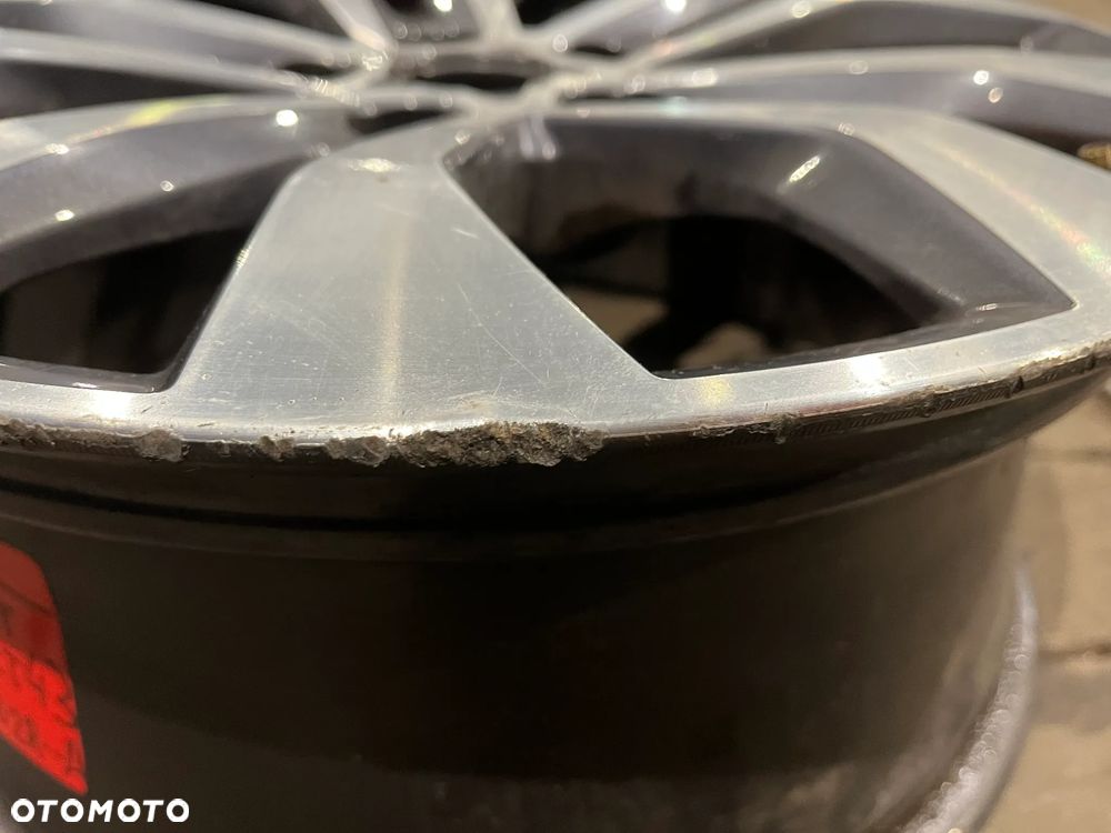 5x114,3 Felga Renault Megane IV 17 7J ET 43 103007202R--A - 2
