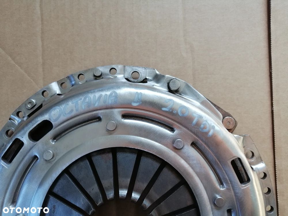 Skoda Octavia II 2.0 TDi koło dwumasowe Sachs plus sprzęgło komplet - 3