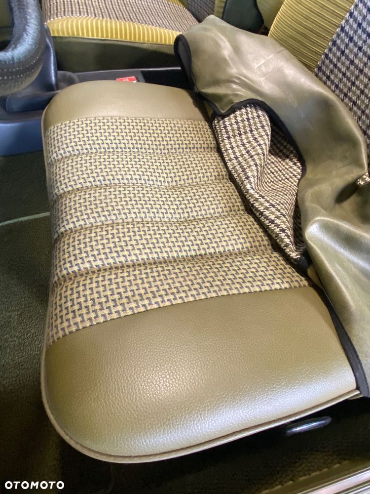 Mercedes-Benz W123 - 17