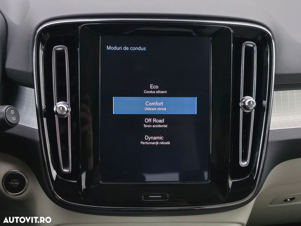 Volvo XC 40 D4 AWD Geartronic Inscription - 23