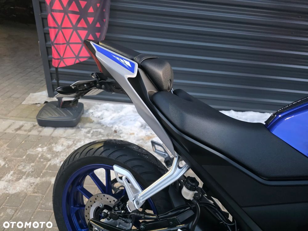 Yamaha YZF - 20