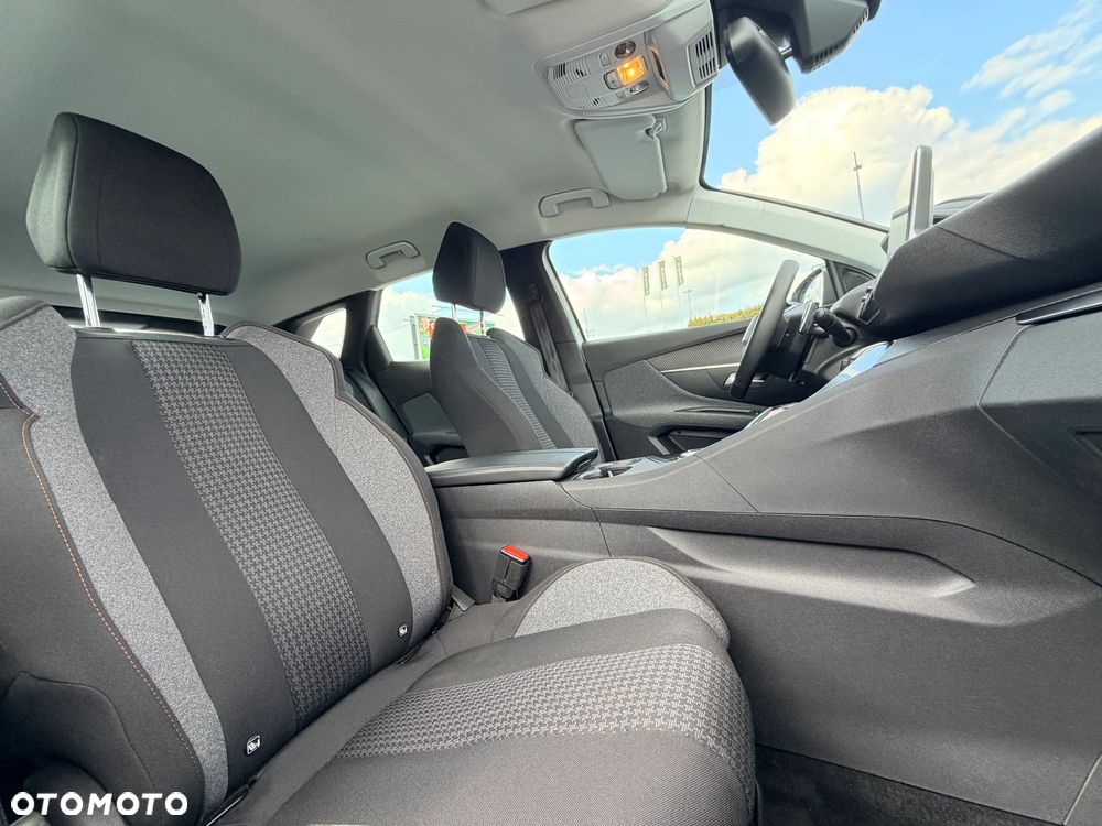 Peugeot 3008 1.5 BlueHDi Active Pack S&S EAT8 - 15