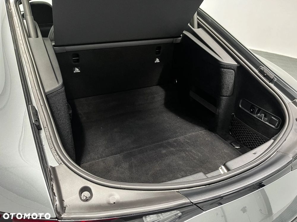 Mercedes-Benz AMG GT 63 4Matic+ - 16