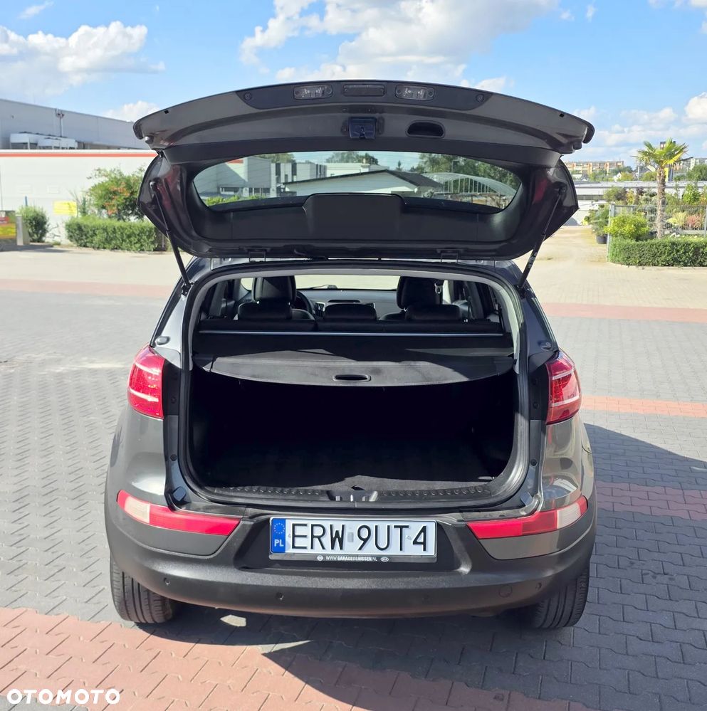 Kia Sportage 2.0 L - 5
