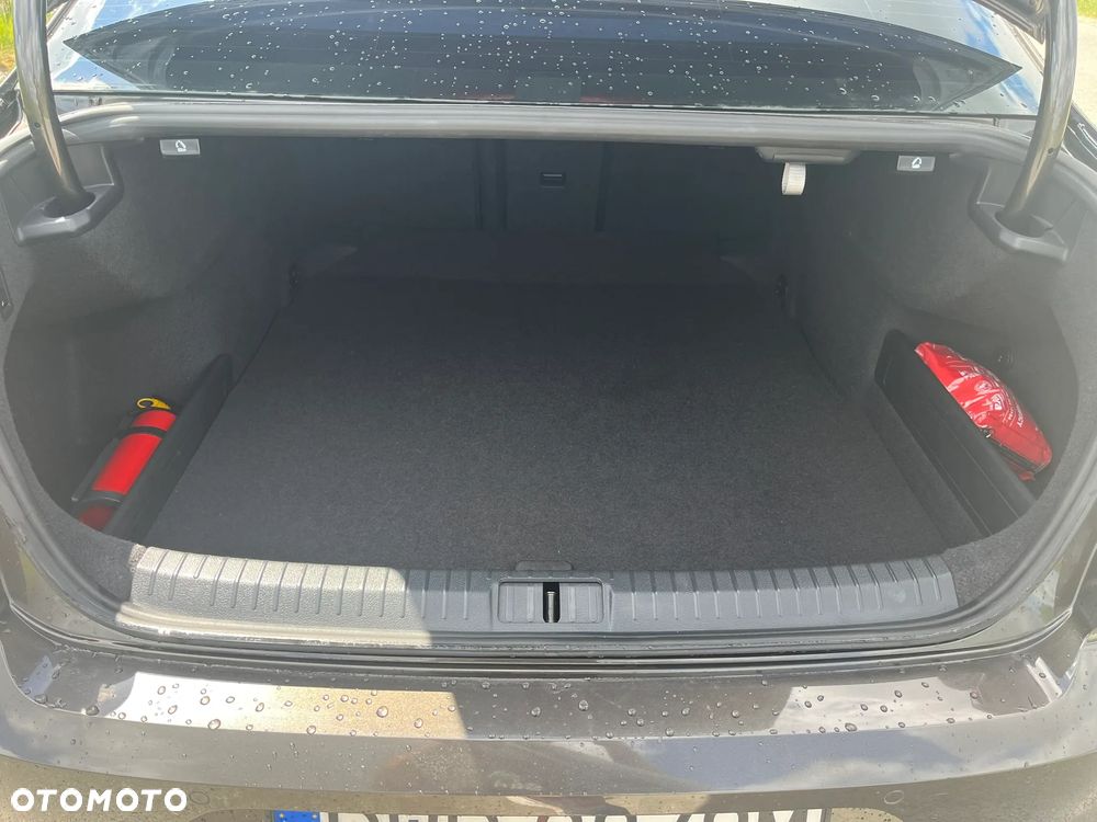Volkswagen Passat 1.4 TSI BMT ACT Comfortline - 12