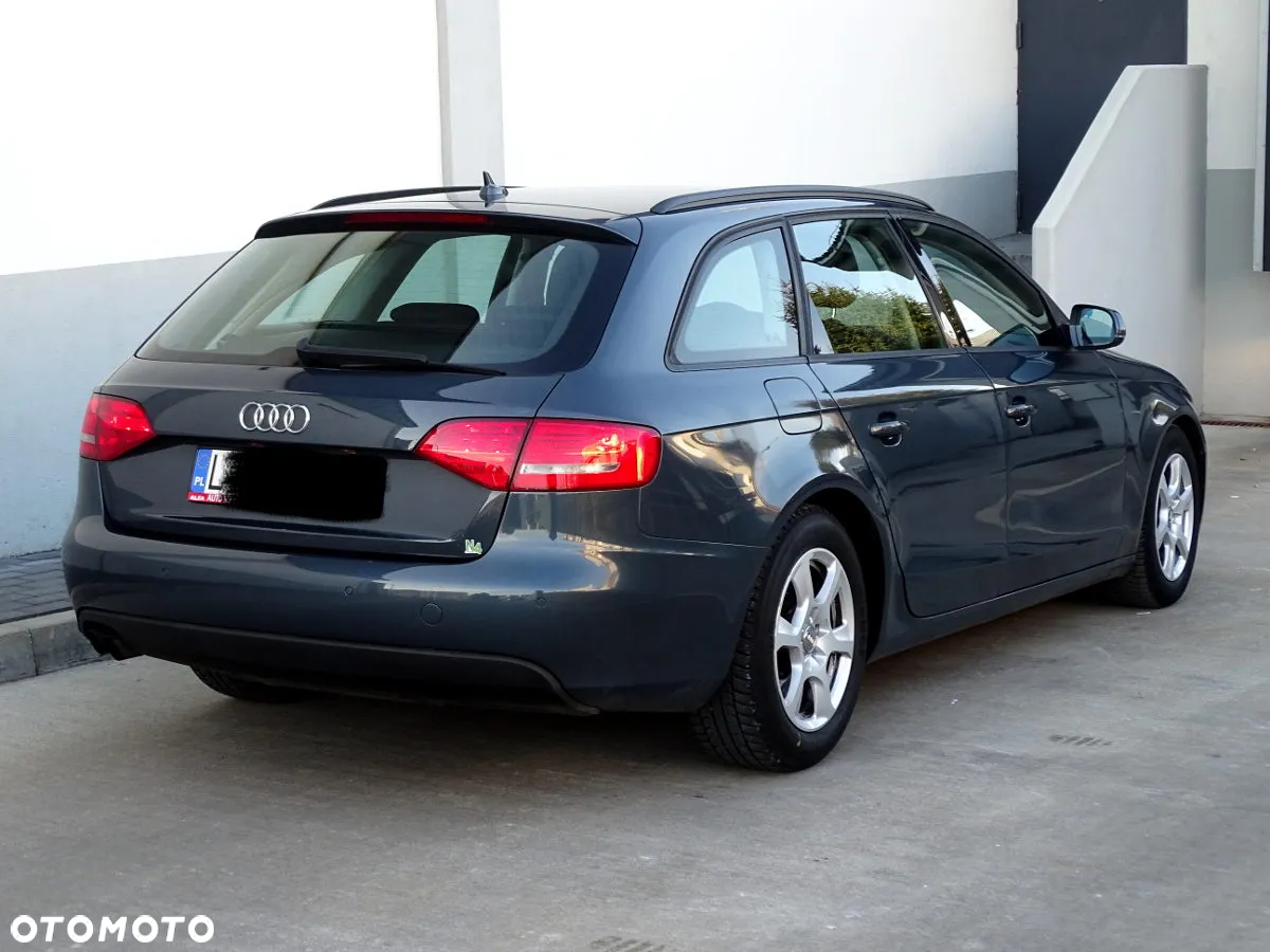 Audi A4 - 4