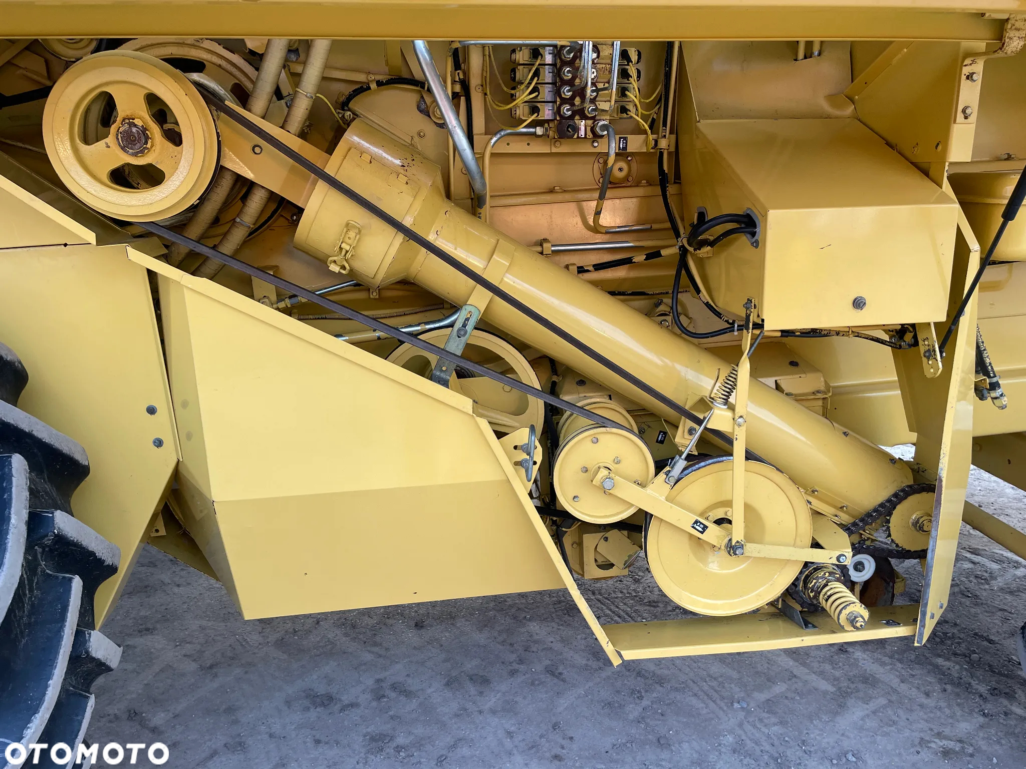New Holland TX 62 - 17