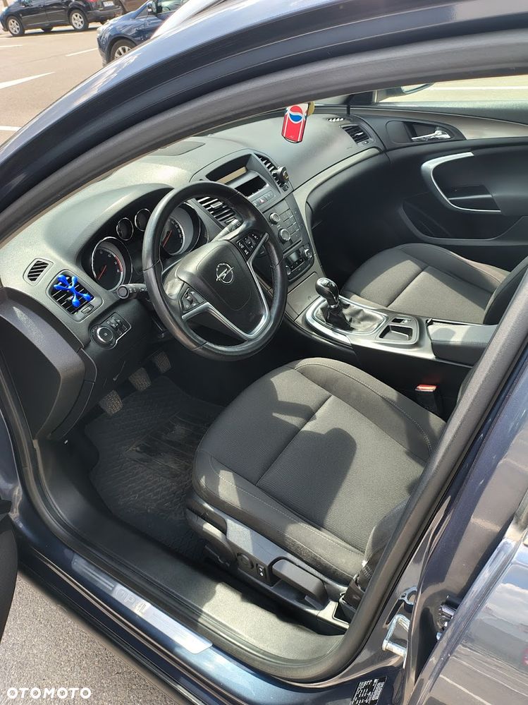 Opel Insignia 1.8 - 8