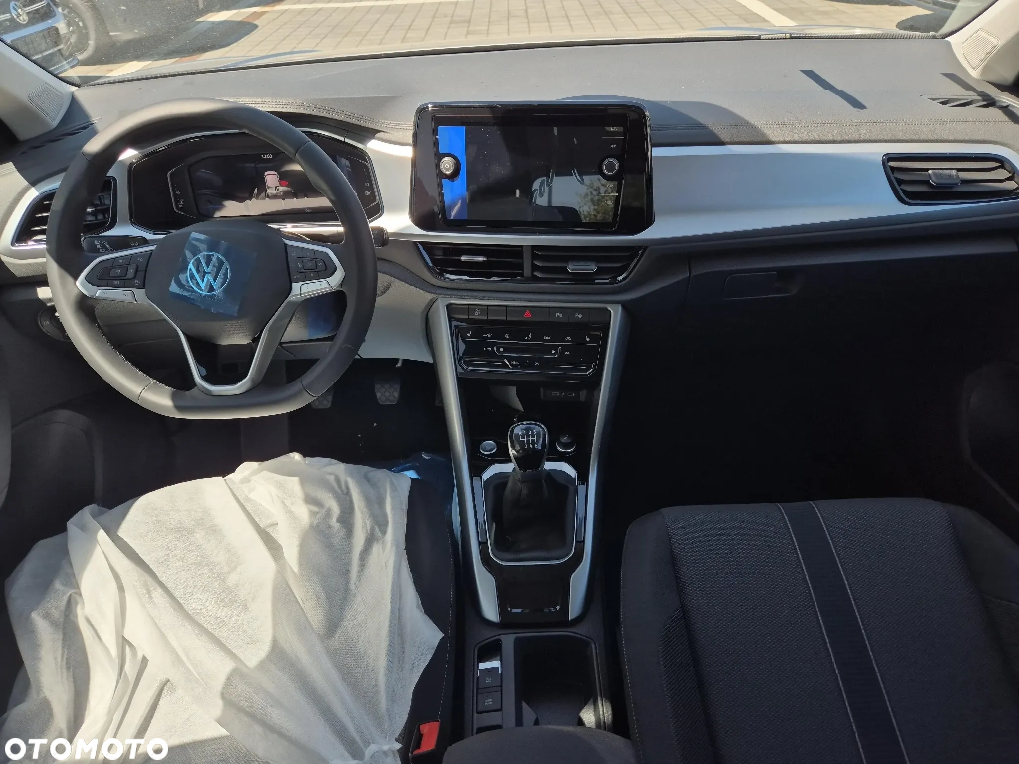 Volkswagen T-Roc 1.5 TSI Life Plus - 11