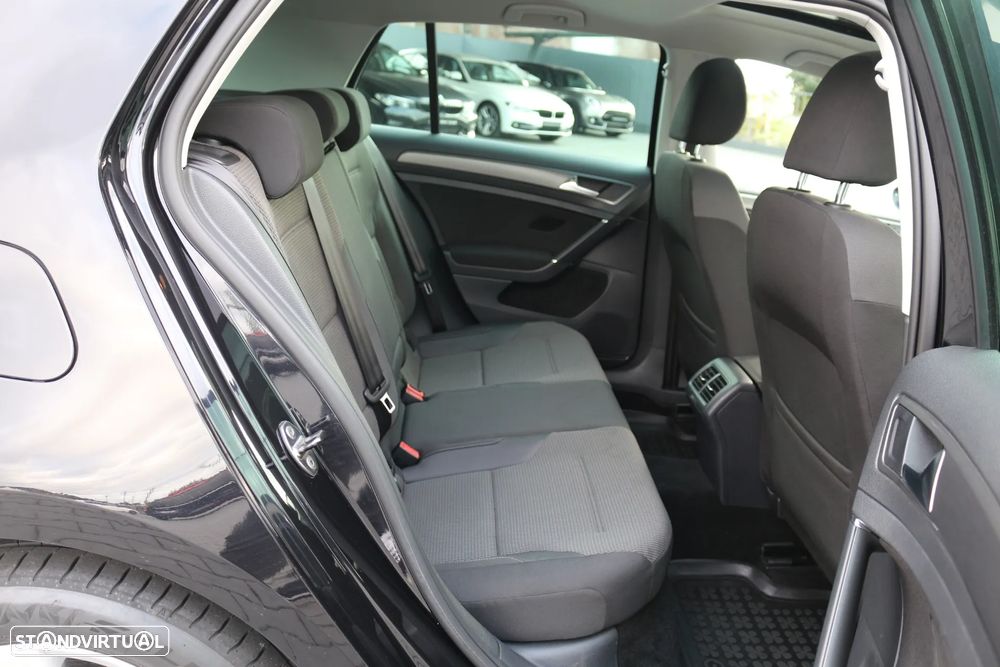 VW Golf 2.0 TDI (BlueMotion ) Comfortline - 29