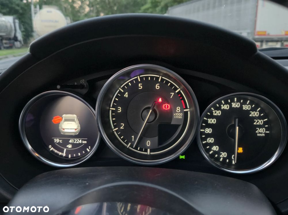 Mazda MX-5 RF SKYACTIV-G 1.5 - 12