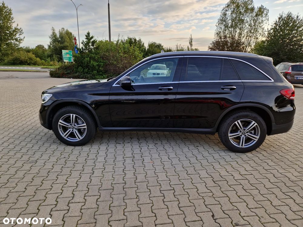 Mercedes-Benz GLC 300 4Matic 9G-TRONIC - 4