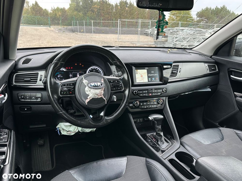 Kia Niro - 24