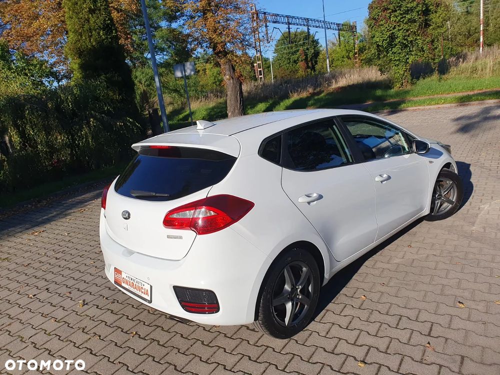 Kia Ceed 1.6 GDI XL - 25