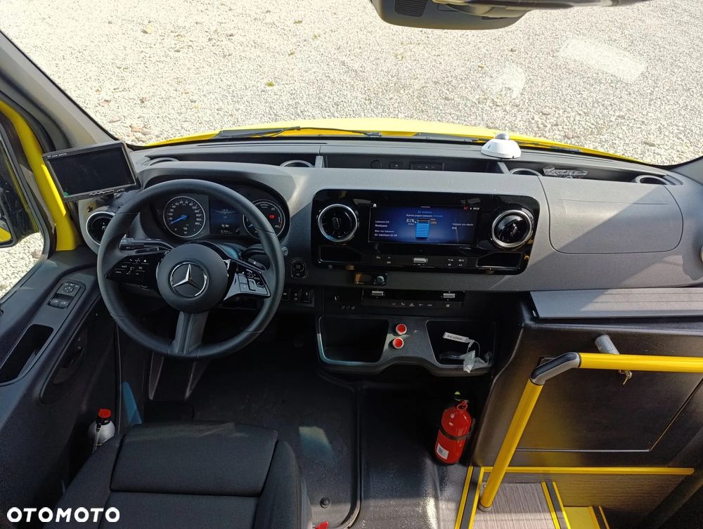 Mercedes-Benz eSprinter - 17