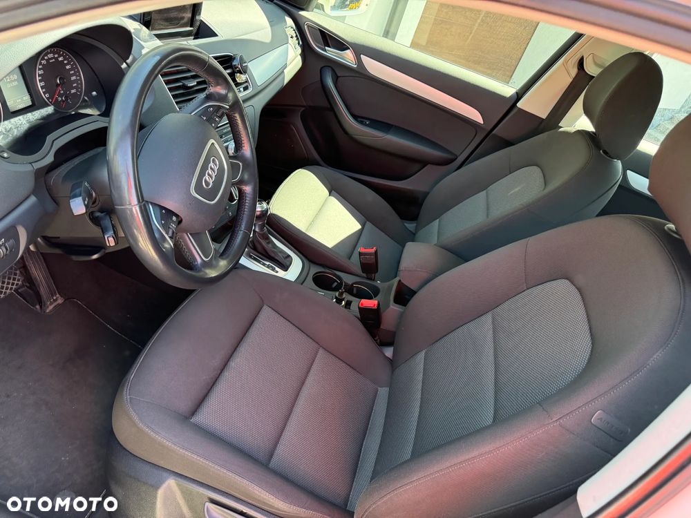 Audi Q3 1.4 TFSI S tronic - 11