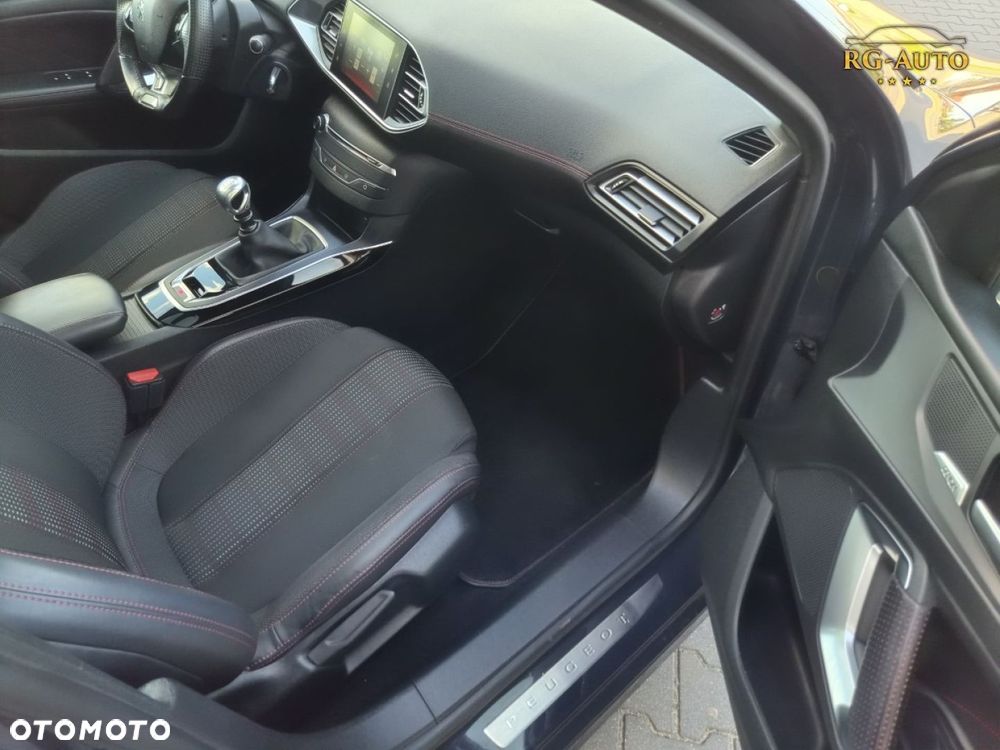Peugeot 308 - 32